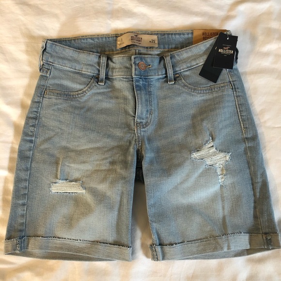 NWT Hollister Denim JEAN BOYSHORT SHORTS SZ 1 W25 - Picture 2 of 6